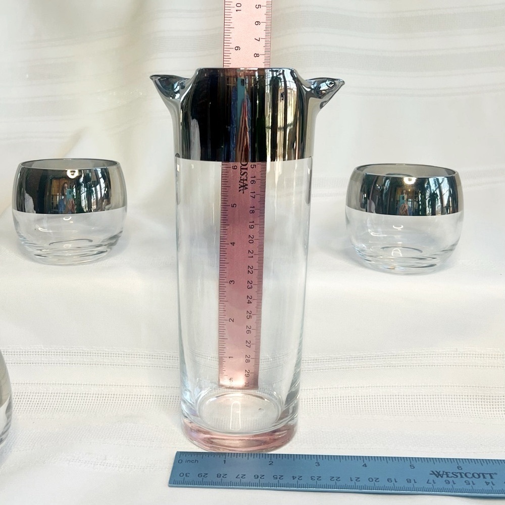 VTG Dorothy Thorpe Silver Overlay Roly Poly Cocktail Set Pitcher Four Glasses - Picture 7 of 8